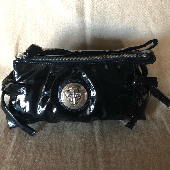 Gucci Black Patent Leather Hysteria Clutch - Picture 2 of 7